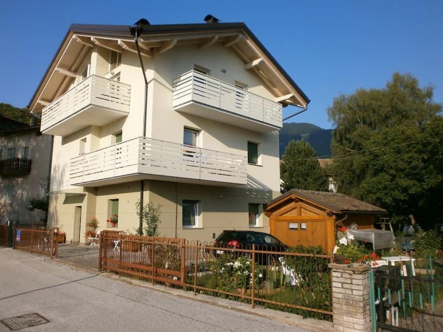 Appartamento Luminoso, Giardino, Vista Dolomiti. Baselga di Pine Exterior photo